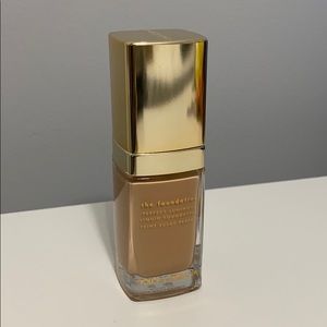 DOLCE &GABBANA PERFECT LUMINOUS LIQUID FOUNDATION